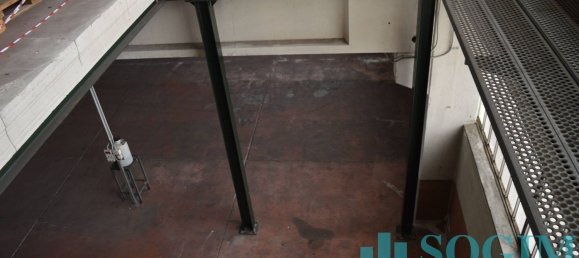 Lagerhaus in Olgiate Comasco, Italy 2430m², Nr. 138677 39