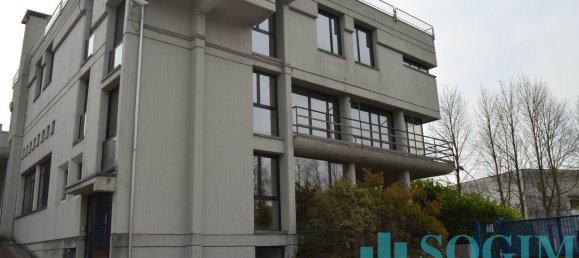 Lagerhaus in Olgiate Comasco, Italy 2430m², Nr. 138677 11