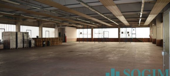 Lagerhaus in Olgiate Comasco, Italy 2430m², Nr. 138677 25