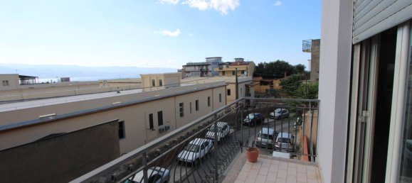 Apartamento de 2 dormitorios en Messina, Italy No. 278963 28