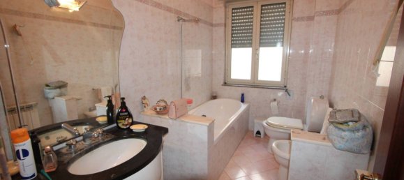 Apartamento de 2 dormitorios en Messina, Italy No. 278963 21