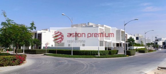 Moradia em banda T5 em Dubai, UAE N.º 55386 12