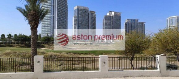 Moradia em banda T5 em Dubai, UAE N.º 55386 10