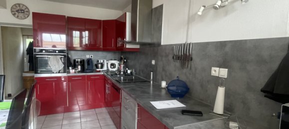 Casa de 3 dormitorios en Villeneuve-l'Archeveque, France No. 346465 2