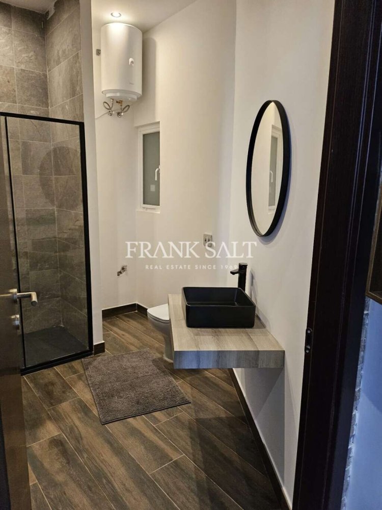 Maisonette de 1 dormitorio en Swieqi, Malta No. 2775