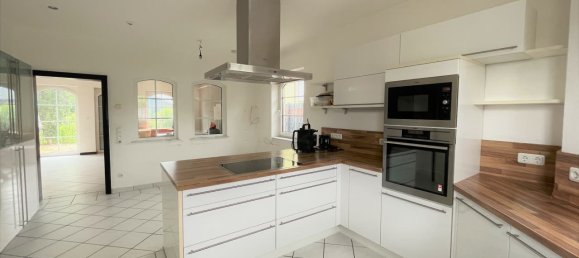 Дом с 5 комнатами в Веттерау, Германия № 53567 9