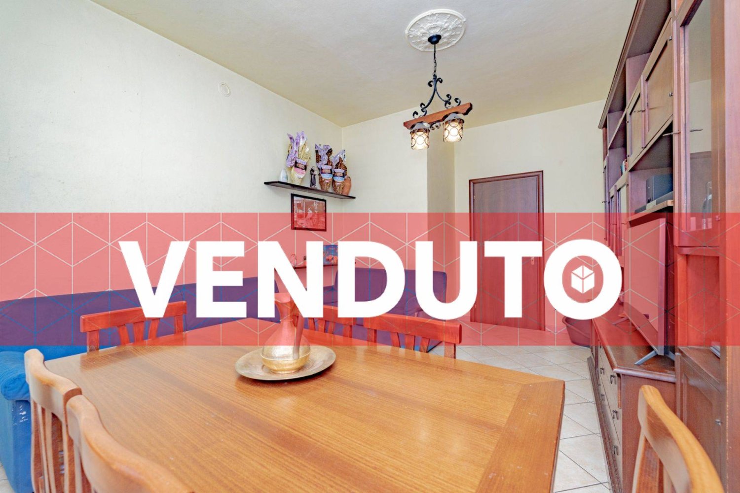 Apartamento de 4 divisões em Parabiago, Italy N.º 22683