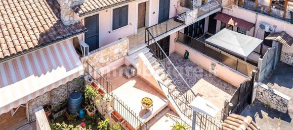 3 Schlafzimmer Haus in Rome, Italy, Nr. 261428 19