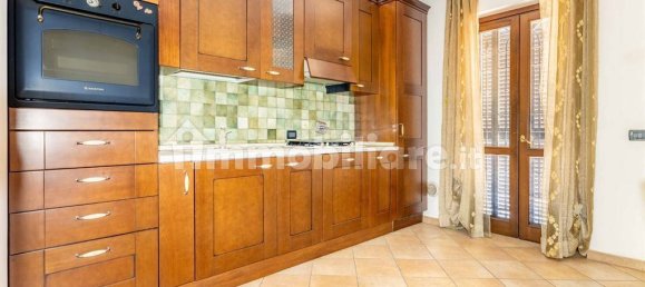 3 Schlafzimmer Haus in Rome, Italy, Nr. 261428 11