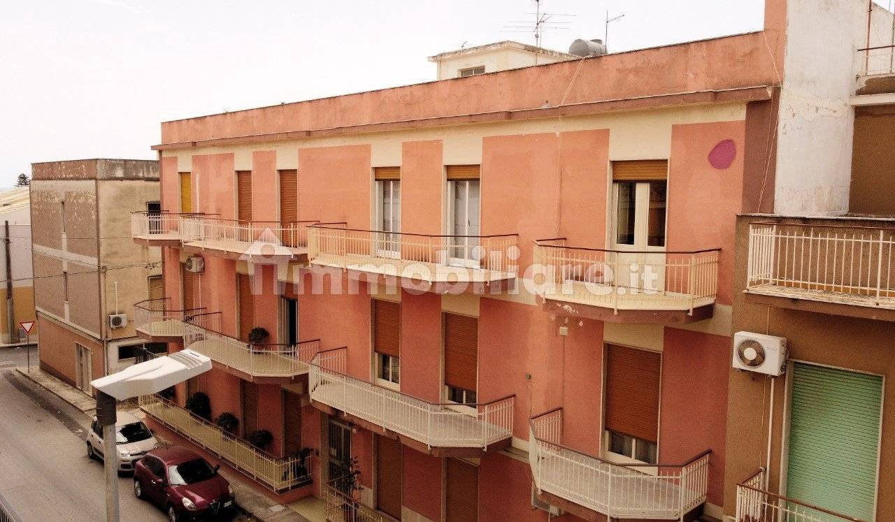 3 bedrooms Apartment in Avola, Italy No. 305599