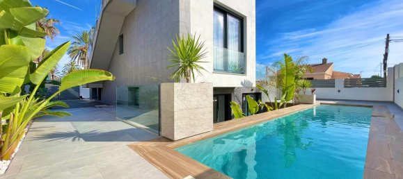 4 bedrooms House in Torrevieja, Spain No. 129264 2