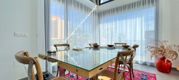 4 bedrooms House in Torrevieja, Spain No. 129264 7