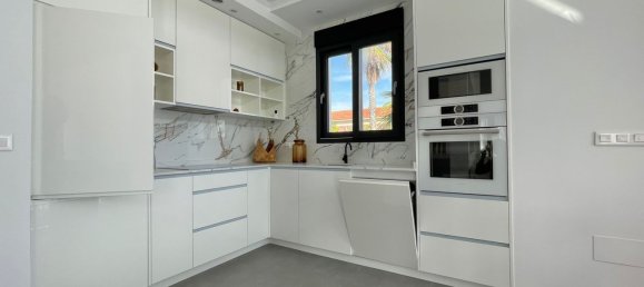 4 bedrooms House in Torrevieja, Spain No. 129264 12