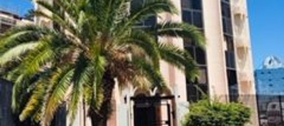 4-salle Penthouse à Cagliari, Italy No. 4799 30