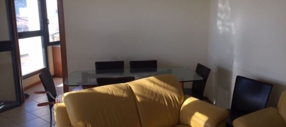 4-salle Penthouse à Cagliari, Italy No. 4799 12