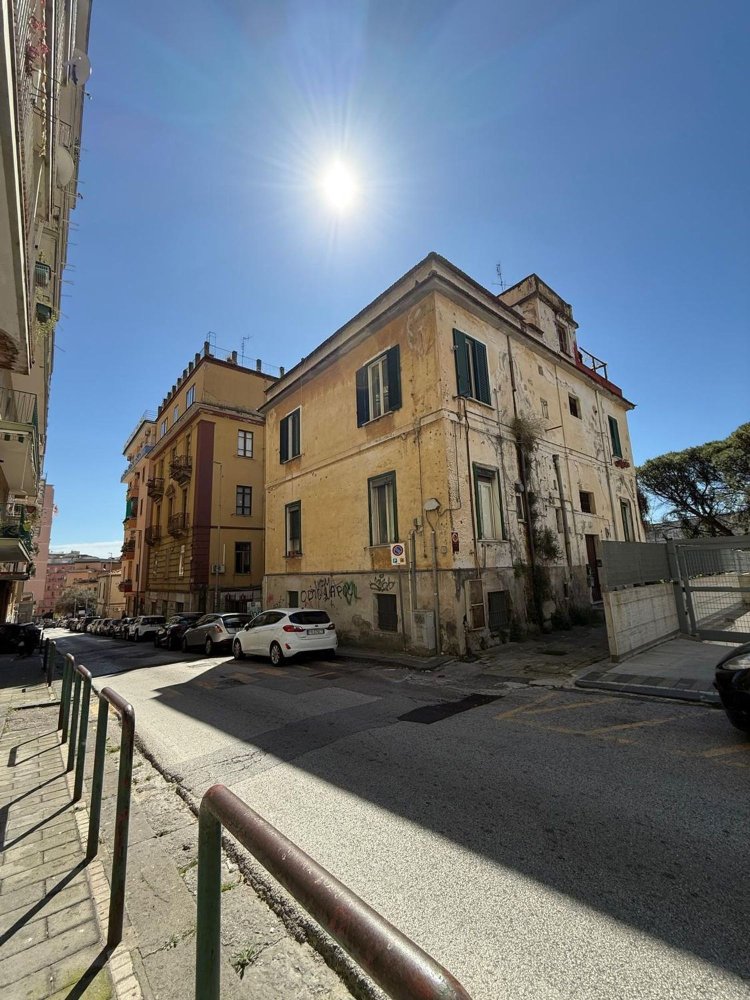 2 chambres Appartement à Salerno, Italy No. 332303