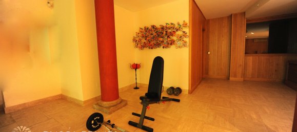 Villa T5 em Marbella, Spain N.º 1368 2