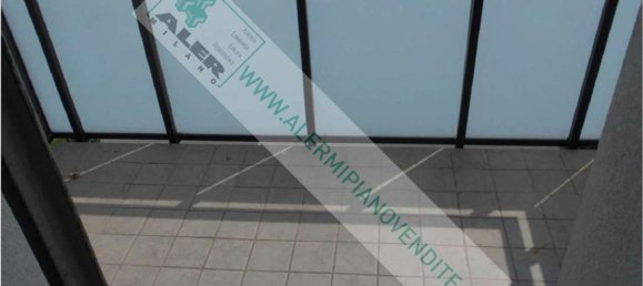 4 bedrooms Apartment in Milan, Italy No. 370131 19