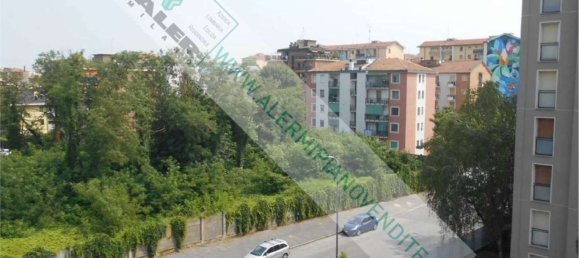 4 bedrooms Apartment in Milan, Italy No. 370131 24
