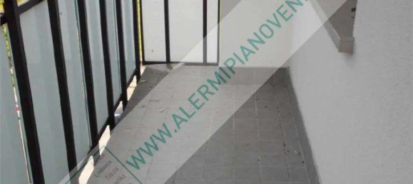 4 bedrooms Apartment in Milan, Italy No. 370131 5