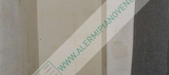 4 bedrooms Apartment in Milan, Italy No. 370131 14