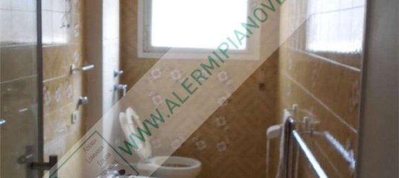 4 bedrooms Apartment in Milan, Italy No. 370131 16