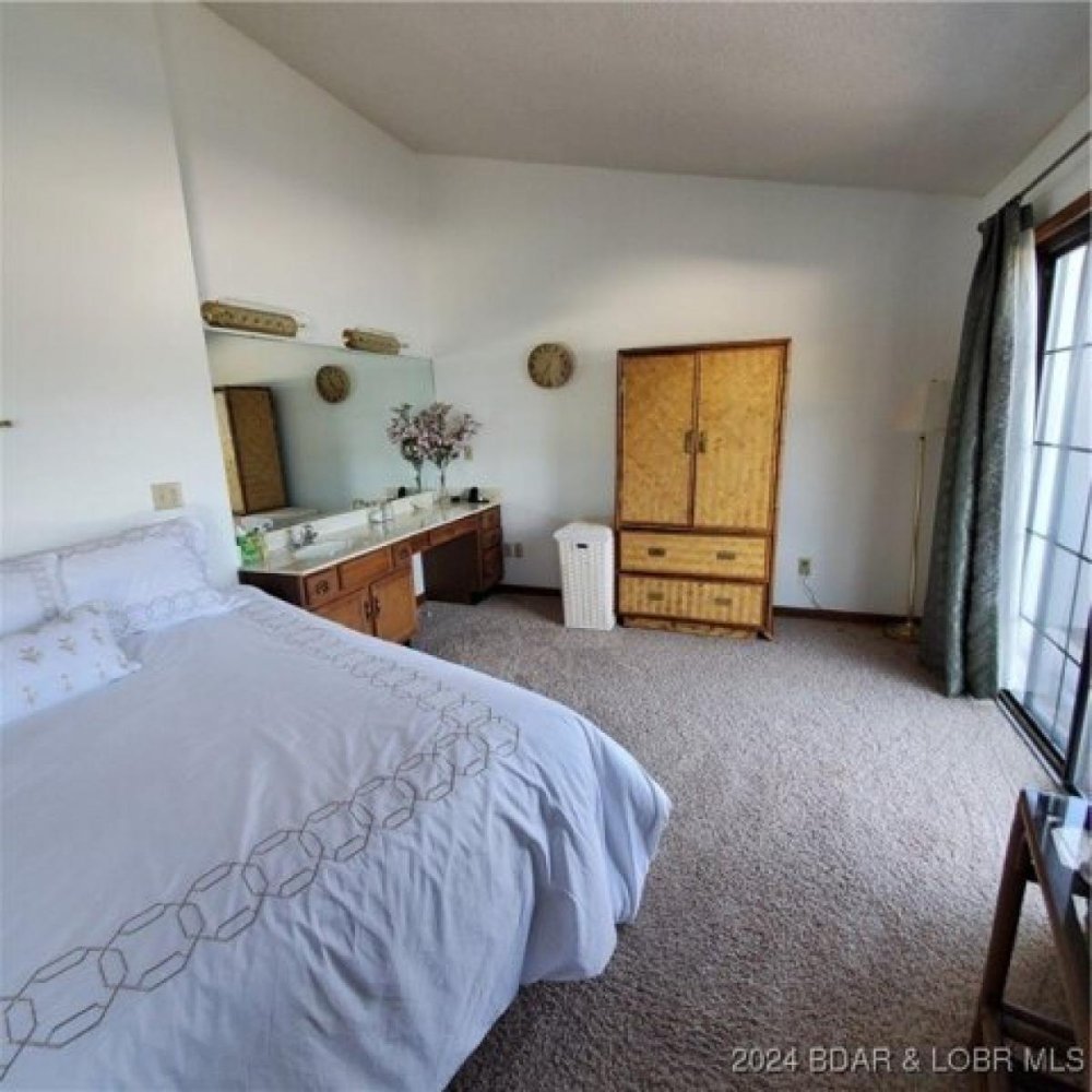 3 bedrooms House in Linn Creek, USA No. 392989