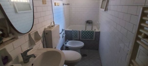 Apartamento de 5 dormitorios en Taranto, Italy No. 335255 7