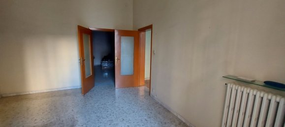 Apartamento de 5 dormitorios en Taranto, Italy No. 335255 8