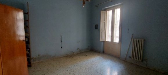 Apartamento de 5 dormitorios en Taranto, Italy No. 335255 5