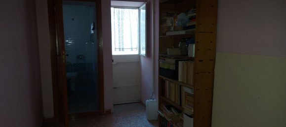 Apartamento de 5 dormitorios en Taranto, Italy No. 335255 10