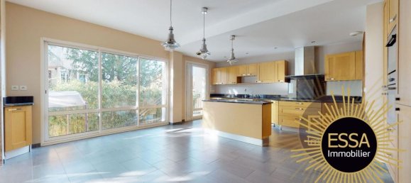 5 Schlafzimmer Haus in Velizy-Villacoublay, France, Nr. 327512 12