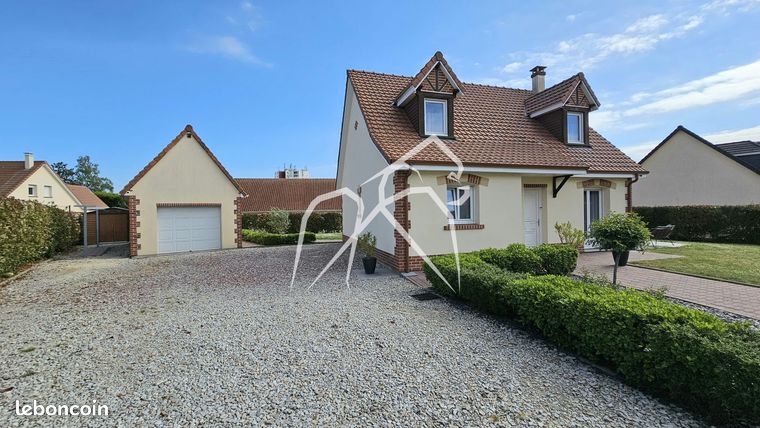 3 bedrooms House in Saint-Etienne-du-Rouvray, France No. 359905