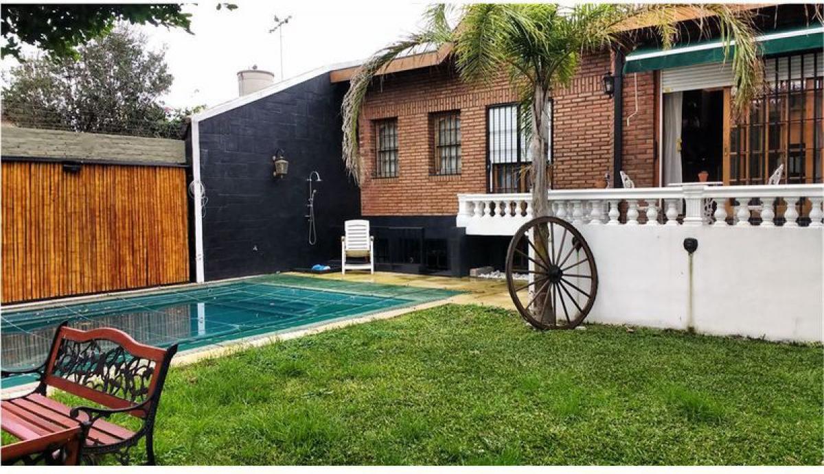 4 bedrooms House in San Isidro, Argentina No. 12168