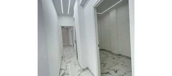 4-salle Appartement à Rome, Italy No. 16888 34