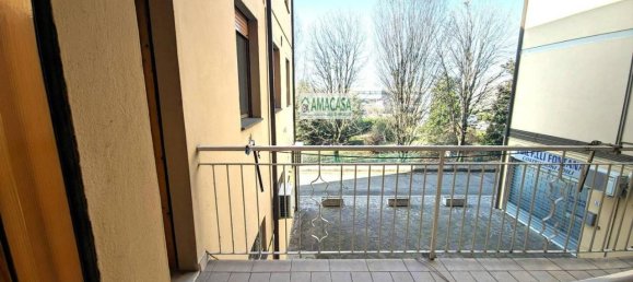 3 rooms Apartment in Maranello, Italy No. 108273 7