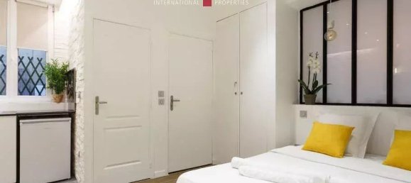 2 bedrooms Apartment in Paris, France No. 187485 11