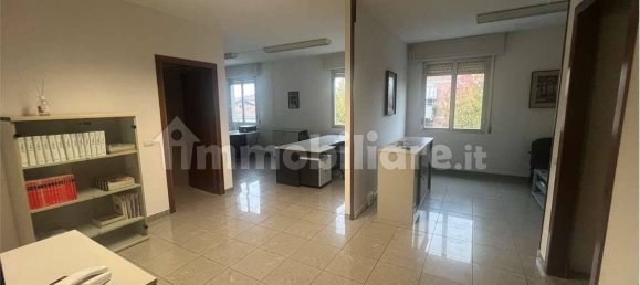 3 rooms Office in Carpi, Italy No. 329146 3