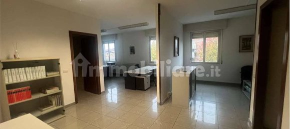 3 rooms Office in Carpi, Italy No. 329146 8