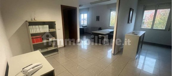 3 rooms Office in Carpi, Italy No. 329146 7