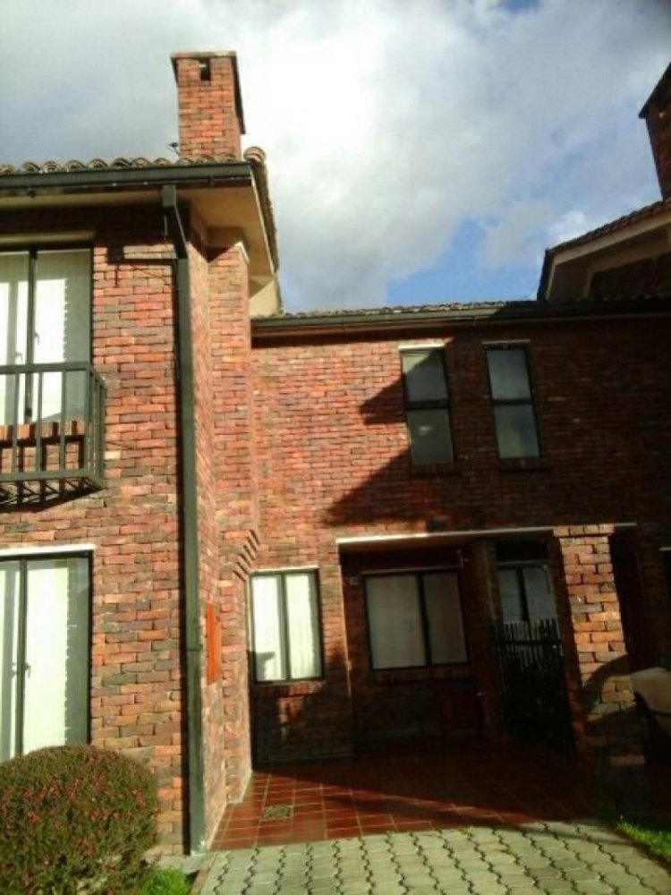 3 bedrooms House in Cundinamarca, Colombia No. 1801