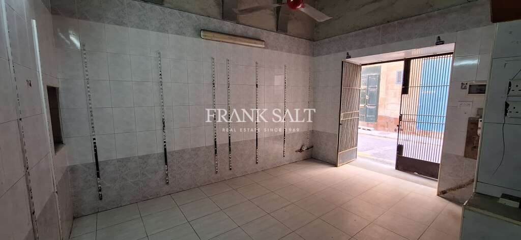 Laden in Floriana, Malta, Nr. 13246