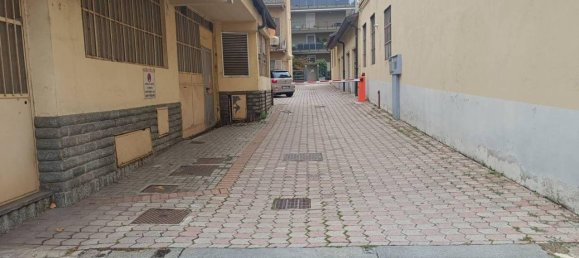 30m² Garage in Turin, Italy No. 18441 12