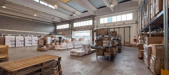 Armazém em Sospiro, Italy 2100 m² N.º 381494 30