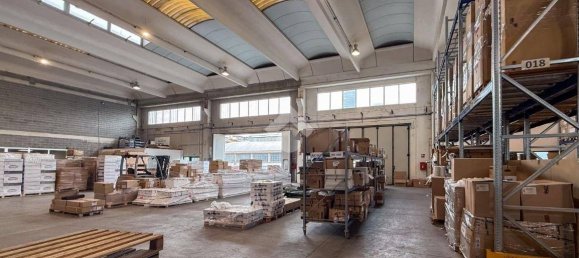 Armazém em Sospiro, Italy 2100 m² N.º 381494 2