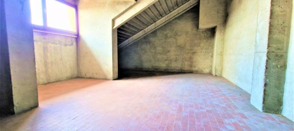 Квартира с 4 комнатами в Виджевано, Италия № 75208 27