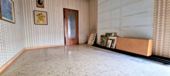 Квартира с 4 комнатами в Виджевано, Италия № 75208 19