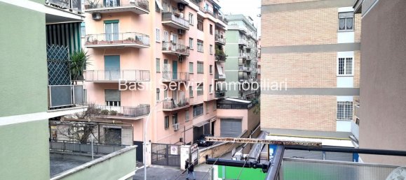 3 rooms Apartment in Rome, Italy No. 24473 40