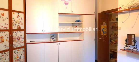 3 rooms Apartment in Rome, Italy No. 24473 26