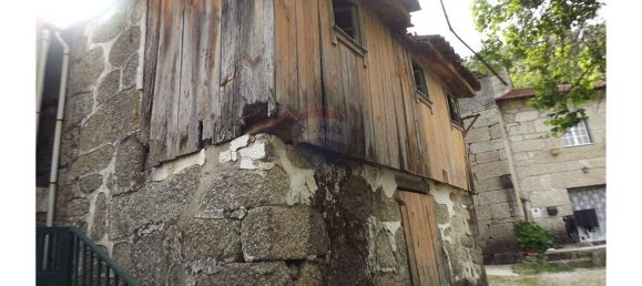 2 bedrooms House in Gondoriz, Portugal No. 164491 9